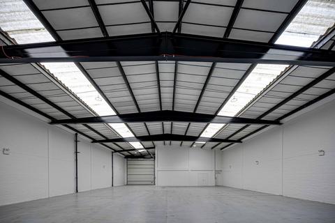 Industrial unit to rent, London W3