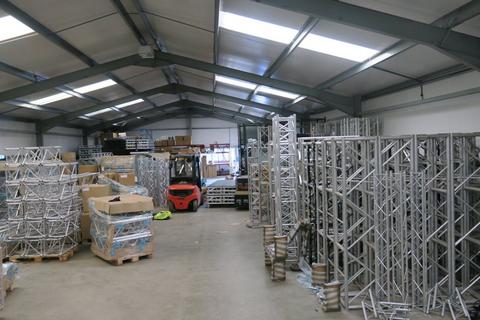 Industrial unit to rent, Iver SL0