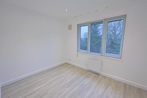 3 bedroom apartment to rent, Pavilion Way, Edgware, Greater London, HA8