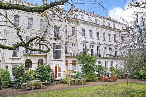 1 bedroom apartment to rent, Kensington Park Gardens, London, W11