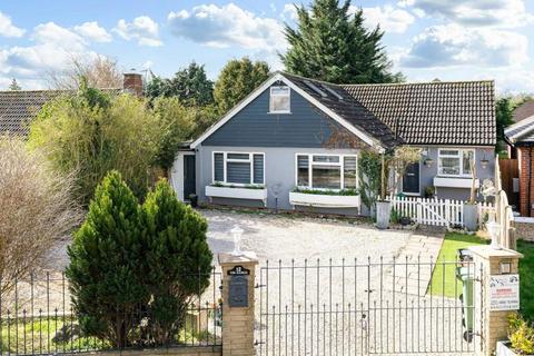 5 bedroom detached house for sale - Fellowes Lane, Colney Heath, St. Albans, Herts, AL4 0QA