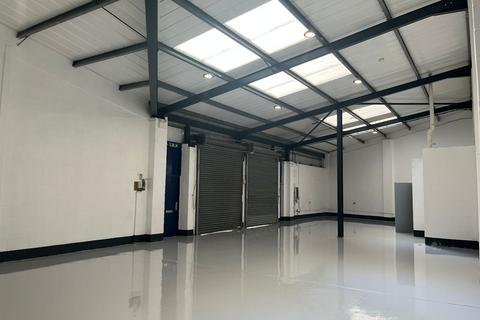 Industrial unit to rent, London NW10