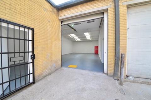 Industrial unit to rent, London NW10