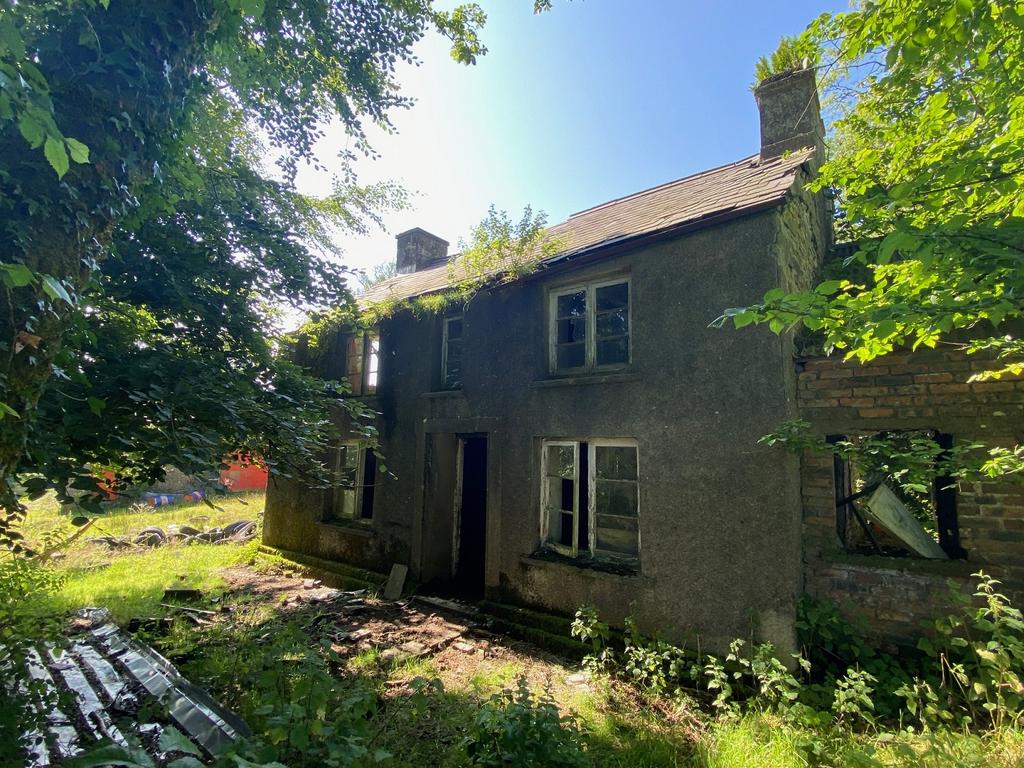 Esgairdawe, Llandeilo, Carmarthenshire. Farm for sale £795,000