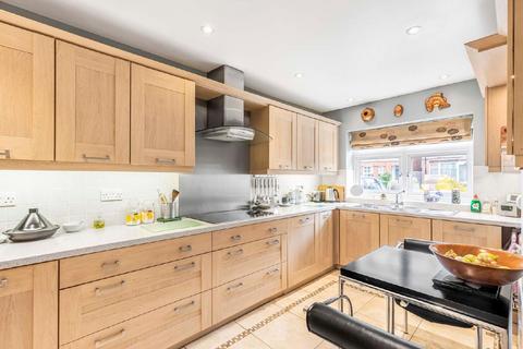 73 Malden Hill, New Malden, KT3 4DS