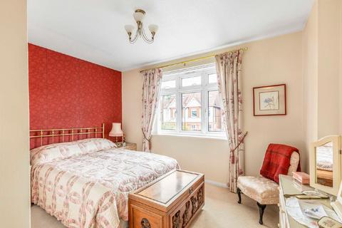 73 Malden Hill, New Malden, KT3 4DS