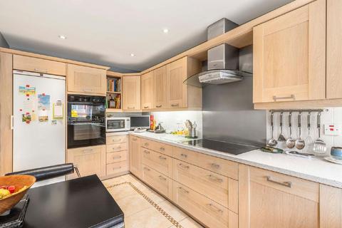 73 Malden Hill, New Malden, KT3 4DS