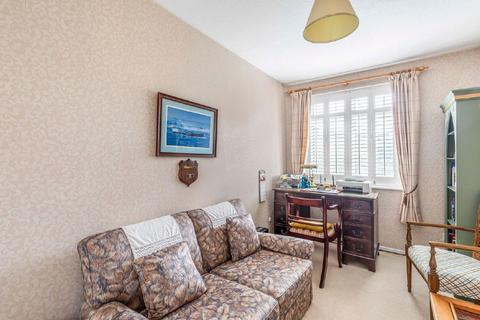 73 Malden Hill, New Malden, KT3 4DS