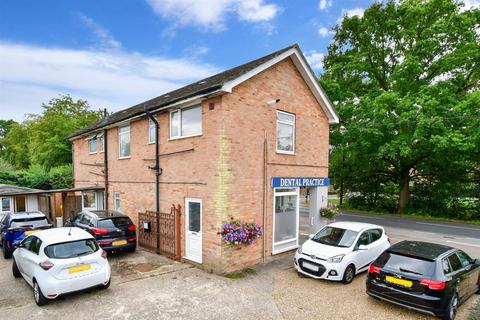 1 bedroom apartment for sale, Hazelwood Close, Crawley Down, West Sussex