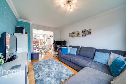 9 Christina Road, Witham, CM8 1NR
