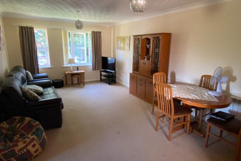 2 bedroom flat for sale, Arnoldfield Court, Gonerby Hill Foot, Grantham, NG31