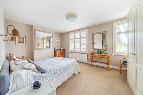 Lyndale Hillbrow Road, Esher, KT10 9UD