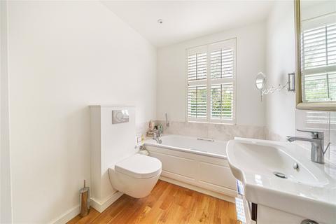 Lyndale Hillbrow Road, Esher, KT10 9UD