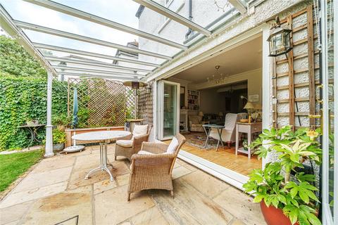 Lyndale Hillbrow Road, Esher, KT10 9UD