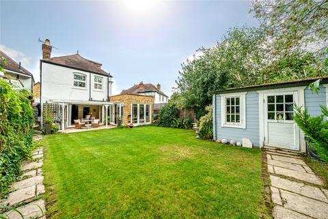 Lyndale Hillbrow Road, Esher, KT10 9UD