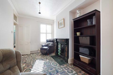 3 bedroom terraced house for sale, Canterbury Street, Gillingham