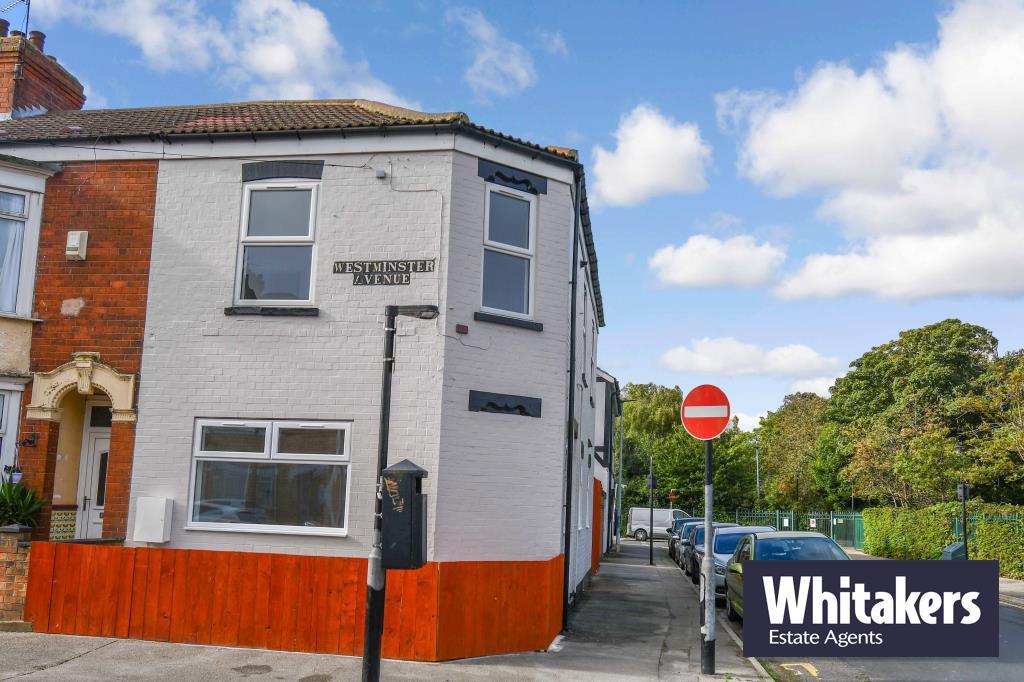 Westminster Avenue, Hull, HU8 3 bed terraced house £750 pcm (£173 pw)