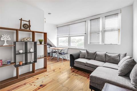 2 bedroom flat for sale, Wandsworth Bridge Road, Fulham, London, SW6
