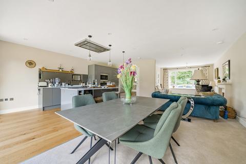 undefined, Church Road, Upper Farringdon, Hampshire, GU34