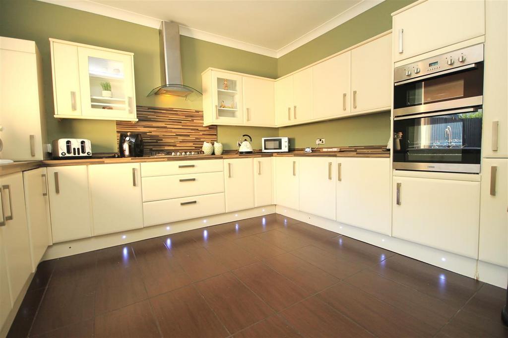 Strathclyde Road, Motherwell 2 bed bungalow £264,995