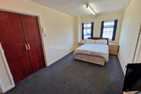 undefined, Crossland Road, Reading - ALL BILLS INC.