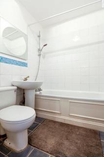 2 bedroom flat to rent, Hogarth Road, London SW5