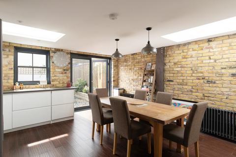 3 bedroom end of terrace house for sale, Mona Rd, New Cross, SE15