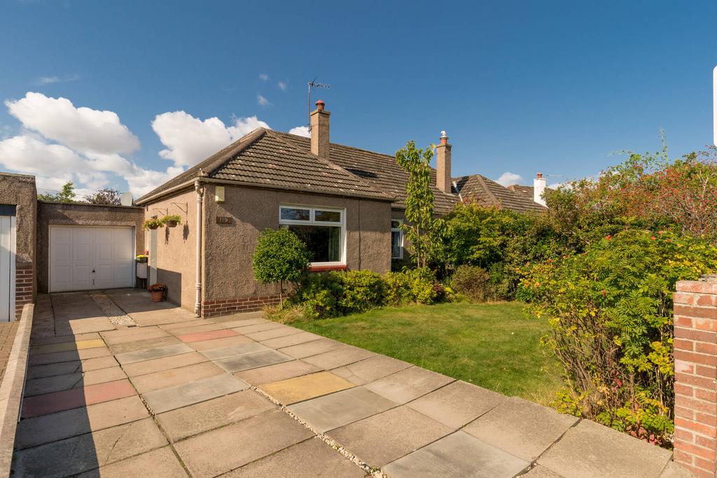 119 Drum Brae South, Corstorphine, Edinburgh, EH12 8TL 3 bed semidetached bungalow for sale £