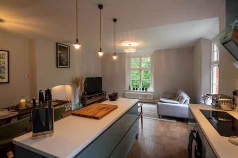 2 bedroom apartment to rent, Daneswood, Milton Keynes MK17