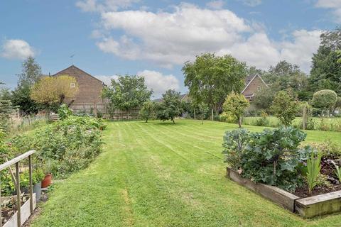 4 bedroom detached bungalow for sale, Aston Clinton