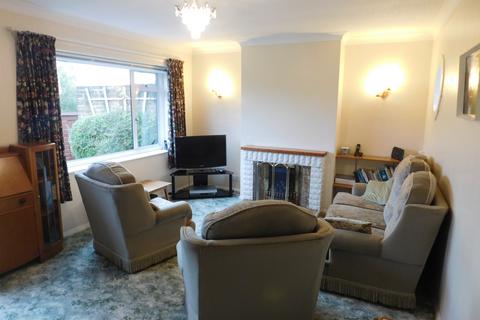 3 bedroom bungalow for sale - Wood Lane, Newhall, DE11