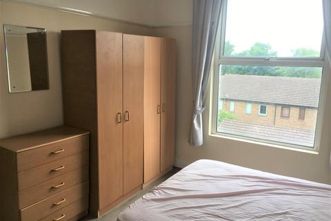 1 bedroom apartment to rent, Junction Road, London N19