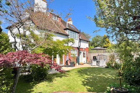5 bedroom detached house for sale, Wood Lane, Milford on Sea, Lymington, Hampshire, SO41