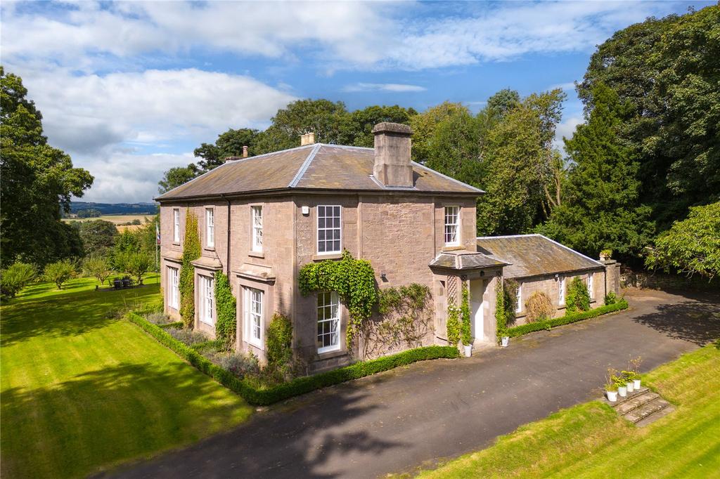 The Old Manse, Bogside Road, Coupar Angus, Blairgowrie, PH13 8 bed