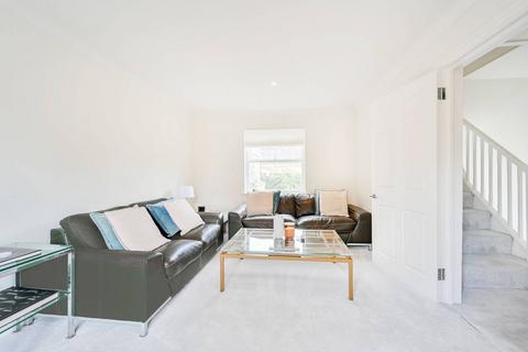 8 Ravenscourt Place, London, W6 0UN