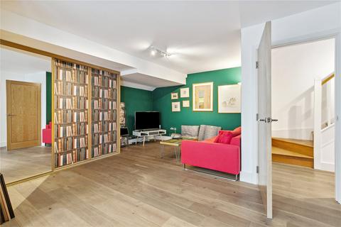 2a Rossiter Road, London, SW12 9RU