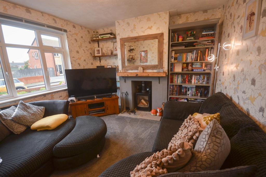 Parry Drive, Whitburn 3 bed semidetached house for sale £169,950
