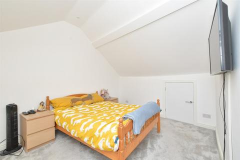 2 bedroom maisonette for sale, North Street, Havant, Hampshire