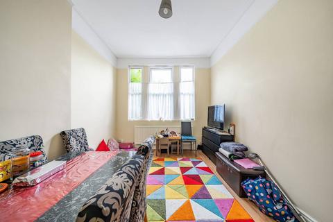 2 bedroom flat for sale - Lea Bridge Road, Leyton, London, E10