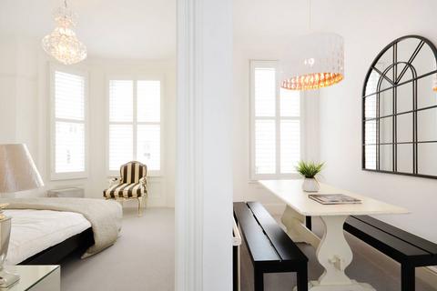 1 bedroom flat for sale - Westbourne Park Road, Notting Hill, London, W11