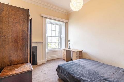 undefined, 0323L Lutton Place, Edinburgh, EH8 9PD