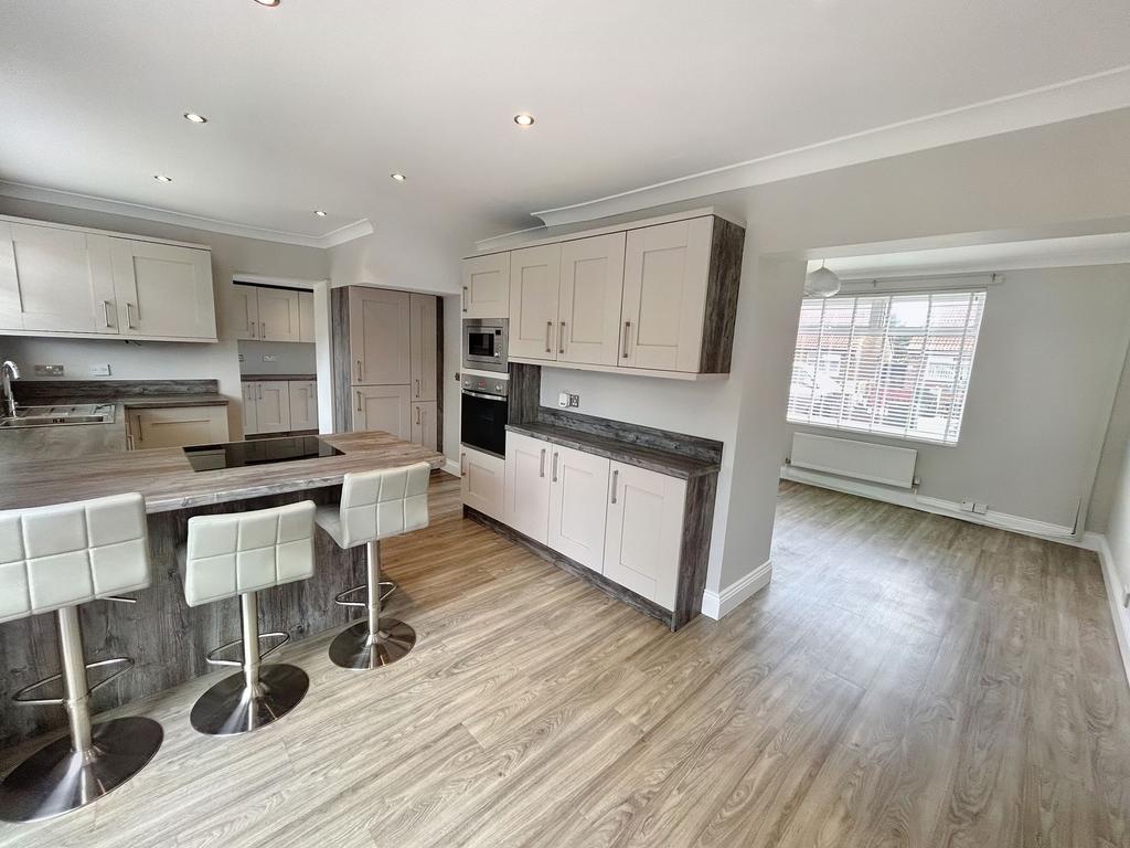 Toner Avenue, Hebburn, Tyne and Wear... 2 bed semidetached house £