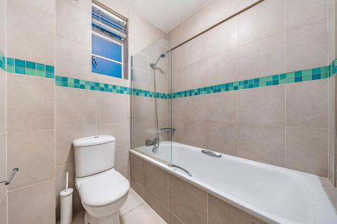 1 bedroom flat for sale, Hatherley Grove, Bayswater
