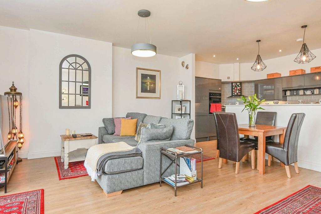 Living room 3