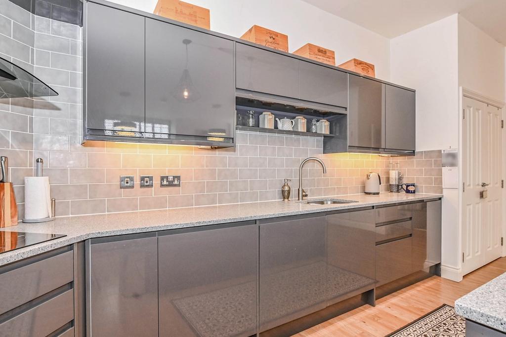 Kitchen 2