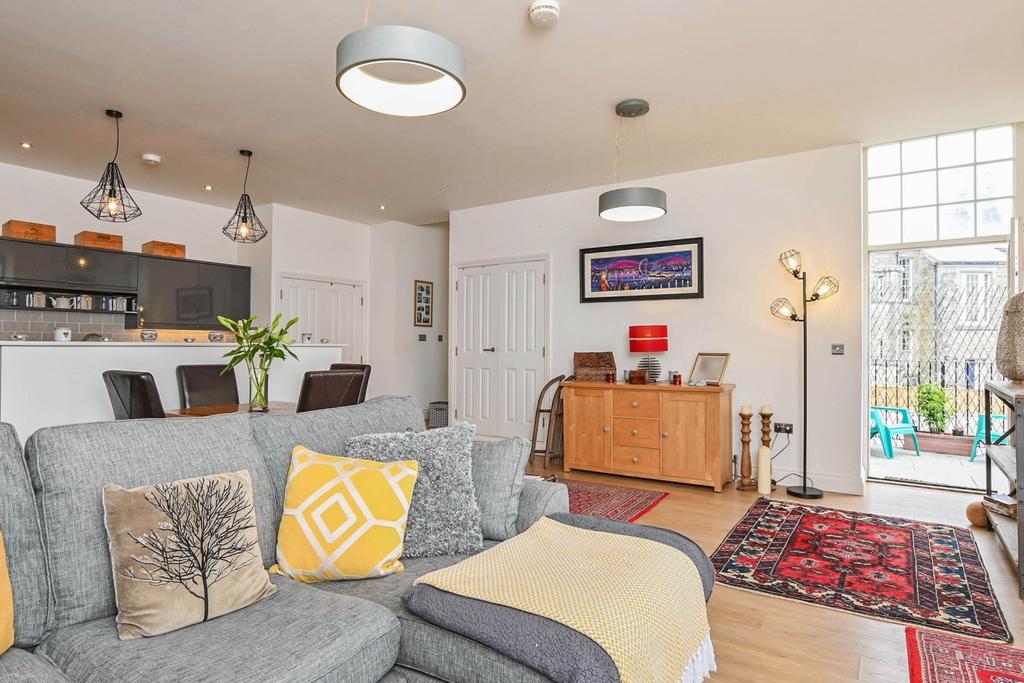Living room 2