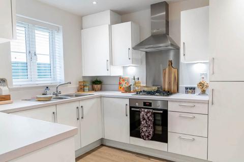 3 bedroom semi-detached house for sale - Plot 223, The Chestnut II at The Hedgerows, Hellingly Green, Hailsham, East Sussex BN27