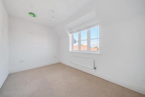 3 bedroom terraced house to rent, High Wycombe,  Buckinghamshire,  HP10