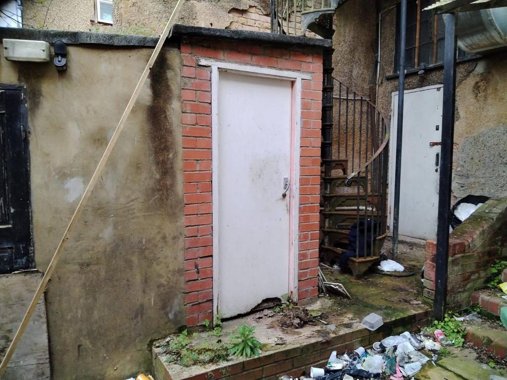 Outside wc