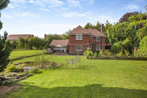 3 bedroom detached house for sale, Lea, Ross-on-Wye